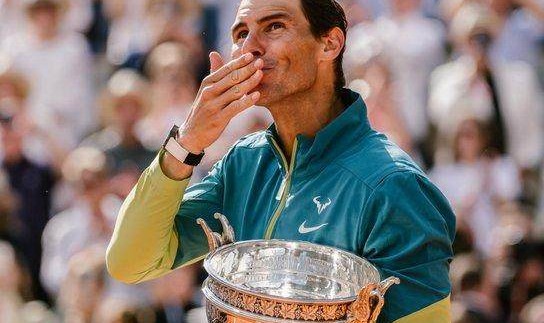 足球直播免费视频直播-纳达尔退赛德约带伤，法网改朝换代终变现实？