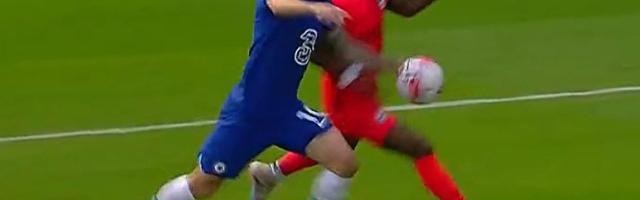 足球直播免费视频直播-老倒霉蛋布莱顿再遇误判，裁判公司这次不道歉